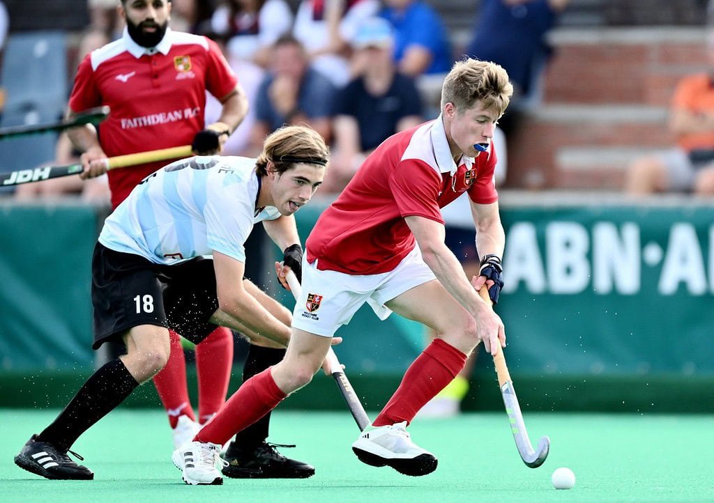 FU12310065164 - England: Holcombe Advance to KO8 With Victory Over Racing Club de France - Holcombe progressed to the KO8 of the Euro Hockey League (EHL) with a 4-2 win over Racing Club de France on Friday afternoon.