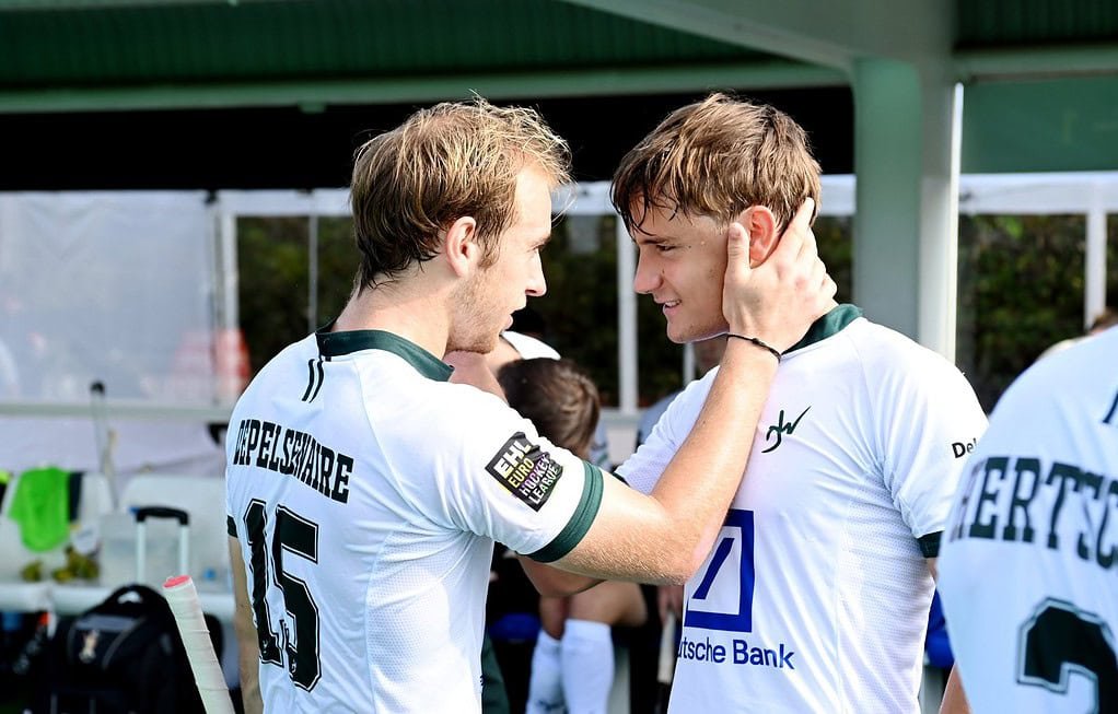 FU22310061866 - EHL: Excitement in Barcelona, Day 1 Action - For the first time the Waterloo Ducks and Banbridge had the morning game on this opening day for the EHL. And they made sure to get the juices flowing. An opening goal in the 3rd minute saw the Irish take the lead. However French international Charlet - back on the field much to the joy of his team mates - made sure the Belgian team was back in the game in the same quarter. Banbridge took the lead again in Q2 with a nice goal from McKee. No quick equaliser this time. It got worse for the irritated Belgian players when early in Q3 it looked like we were heading for a sure 3-1. The penalty stroke was stopped by Simon Vandenbroucke, one of Belgians up and coming goalies. This changed the momentum. Goals from Wilbers, Depelsenaire and Charlet for Waterloo Ducks in just 3 minutes changed the score from 1-2 to 4-2. Instead of leading by 2 goals all of a sudden Banbridge were down 2. The team of coach McCandles fought themselves back in the game with a second goal by Louis Rowe to make it 4-3. But Waterloo Ducks had their own Louis to score his second for the day. Depelsenaire made it 5-3 and  the Belgians kept their hopes alive to reach KO8.