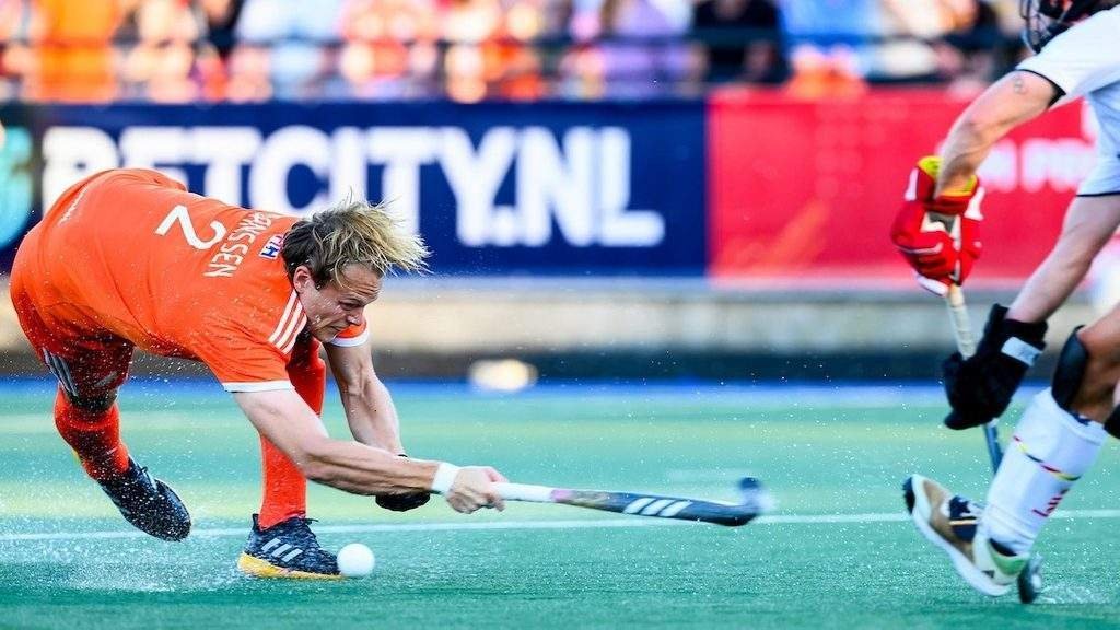 fih dutch men keep title hopes alive as belgium women defeat gb 667b3524d0e2d - FIH: Dutch men keep title hopes alive as Belgium women defeat GB - The Netherlands men came from a goal down to beat Belgium and so keep their FIH Hockey Pro League title hopes alive. Australia currently top the standings but the Dutch can still overtake them with victory in their remaining two matches.