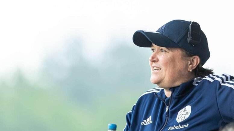 2021WV W1 6412 - Analysis: search for Annan's successor is not that easy - With the departure of Alyson Annan&nbsp;, who has been at the helm of the Dutch national team since October 2015, the KNHB has to look for a new national coach.&nbsp;A quest that is complex for several reasons.