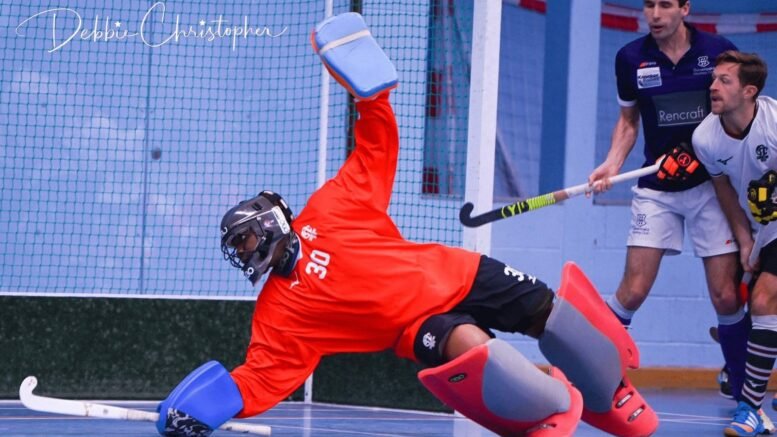 FJTfp1rXIAAas6s - Surbiton lead the way to the Copper Box - Reigning champions Surbiton will face East Grinstead in the semi-finals of the Super Sixes at the Copper Box. Hampstead & Westminster will take on Wimbledon in the other semi-final. Manchester University and Reading were both relegated after failing to compete. 📸Debbie Christopher