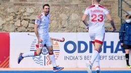 AMB2202040923 - Debutants Shine For England In Valencia - England Men Hit Spain for Six, While Netherlands Start Life Without Annan @worldsportpics