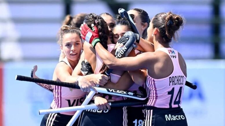 Argentina Juniors - JWC Roundup: Quarter-final Smasher Between Argentina and Germany - It is the second day of rest for the Dutch Juniors, where a lot was at stake for other teams during the World Cup 21 in Potchefstroom.&nbsp;All quarter-finalists have now been announced.&nbsp;Very interesting: Germany will meet Argentina.