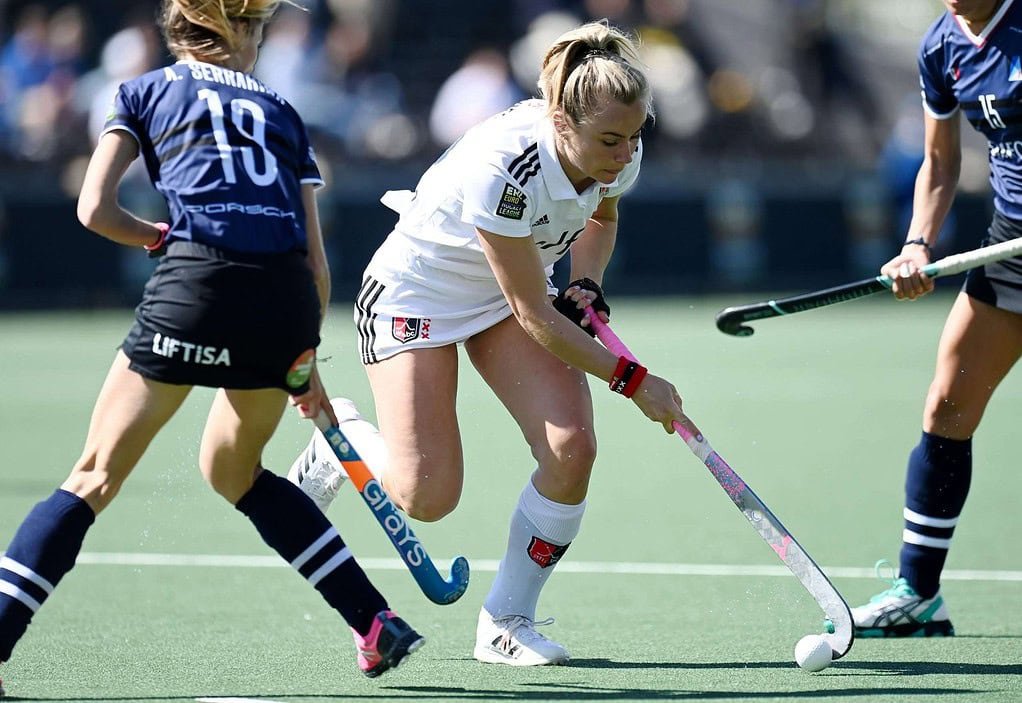 WSP170422 7531 scaled - EHL: Amsterdam Storm Back to Reach Women’s Abn Amro Grand Final￼ - AH&BC Amsterdam’s young stars fought back to defeat Junior FC and advance to the GRAND FINAL of the women’s ABN AMRO EHL.