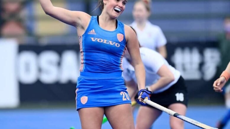 image 2 - JWC - Another monster score for the Dutch Juniors: 11-0 against Canada - After America, Canada has also been beaten by the Dutch Juniors. On the second day of play, the junior Oranje side won 11–0. 📸-@worldsportpics_