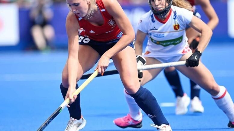 WSP22052289389 - Pro-League: England Bounce Back Vs Spain - Having started their home FIH Pro League campaign in disappointing fashion the previous weekend by drawing one match with China 1-1 before missing out on the shootout and then losing 3-1 in normal time the next day, England Women bounced back to secure all three points against Spain at Lee Valley Hockey and Tennis Centre.