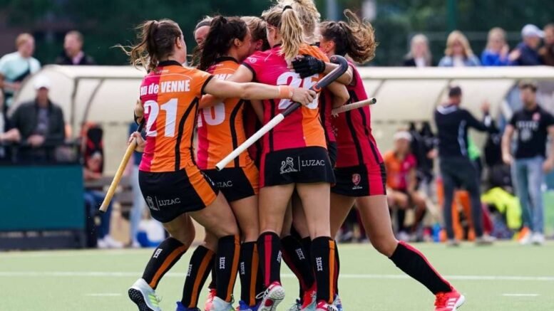 image 12 - Netherlands: Oranje-Rood Drags Third Game Out of the Fire Against Tilburg - Oranje-Rood managed to pull out a third game after shoot-outs on Saturday afternoon against Tilburg (2-2). After five minutes, the team from Eindhoven was already 0-1 behind and the situation seemed hopeless, but Janneke van de Venne scored two goals in the third quarter. Shoot-outs took the Orange-Red better than Tilburg this time. On Sunday at 12:30 PM in Tilburg, the decision will be made who will play in the Dutch big league and in the Promotion class next season. 