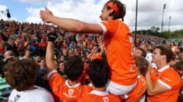 image 20 - Netherlands: Bloemendaal Gives Golden Season Shine With Third Title in a Row - The Bloemendaal trilogy is a fact.&nbsp;The Sparrows became national champions for the third time in a row on Saturday afternoon.&nbsp;Pinoké was also defeated in the second game without any problems: 3-0.&nbsp;On Thursday, Bloemendaal won the first final meeting after taking shoot-outs&nbsp;.