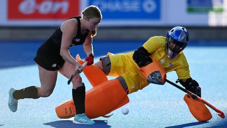 WSP2208055097 - CWG22: Maddie Hinch Delivers Again as England Reach Commonwealth Final - England maintained their hopes of a maiden Commonwealth Games Gold Medal, beating New Zealand 2-0 in a shootout after an entertaining goalless draw at the University of Birmingham, to earn a place in the final against Australia at 3 pm BST on Sunday. Australia also needed a shootout to win the second semi-final against India, coming out on top 3-0 after a 1-1 draw in normal time.