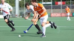 Brinkman - Netherlands: Bloemendaal is Now Sharp- 'keep This Level' - How important he was to Bloemendaal on Sunday afternoon, Thierry Brinkman.&nbsp;The 27-year-old striker made three in the&nbsp;1-4 win over Amsterdam&nbsp;.&nbsp;He pulled, dragged and took his team in tow in the Wagener Stadium.&nbsp;With success: it yielded three necessary points and a hat trick.&nbsp;