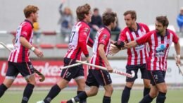 Leopold - Belgium: The Right Operation for orée and Léopold - Great success for the people of Brussels who resumed their march forward after their defeats against Ghent and Racing. A 3rd victory conquered with a lot of desire and thanks to a team that offered a solid and diligent performance. Tomi Domene launched hostilities from the 7th minute of play on a penalty run. But the Brabançons reacted immediately via Tommy Willems on pc rebound But before the break, Max Plennevaux restored the lead to the local team. The second period was just as exciting with the equalizer from Max Van Oost (44th). The local reaction was quick and the captain, Philippe Simar, did not wait 60 seconds to put his colors back in command. L'Orée pushed and gained distance via Dorian Thiéry (51st). The end of the game was more confusing because of the cards dealt on both sides. 8 minutes from the final whistle, Victor Charlet gave hope to his people from the penalty spot but the people of Brussels held on. A result that plunges Watducks into doubt with its 3 points out of 15.