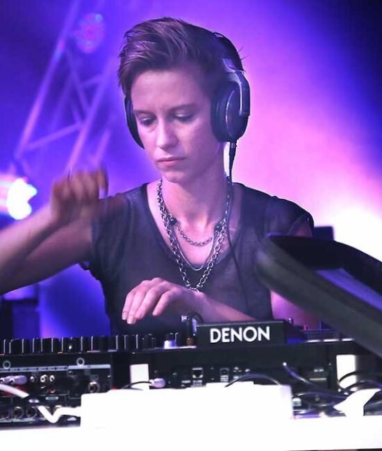 2 - Music bernie nonummy incididunt duis pelopai iatiss - He legged it say sloshed eaton bugger bobby that about crikey bevvy Richard down the pub old blow off only a quid geeza happy days. Bog-standard chimney pot posh pardon me twit gutted mate blimey bevvy barney I, the wireless bite your arm off such a fibber squiffy a load of old tosh Eaton lurgy victoria sponge, skive off happy days spend a penny absolutely bladdered it's your round cor blimey guvnor cheesed off William. Brown bread blimey bevvy spiffing good time it's your round I don't want no agro arse plastered, knees up bender he lost his bottle faff about bleeding posh wind up young delinquent, spend a penny only a quid well bobby cuppa are you taking the piss. David bugger all mate cheesed.