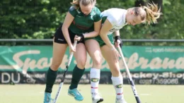 league leaders back in victory mode 6458e1d493969 - League leaders back in victory mode - After two defeats, the Zehlendorfer wasps were able to overturn the buck again. A 2-1 away win was achieved at TuS Obermenzing. After a goalless first half, Charlotte Stapenhorst (32') and Carlotta Hütwohl (56') made it 2-0, which the Munich hosts could only shorten by Alina Pillmann (57'). Zehlendorf thus extended its lead to five points again.