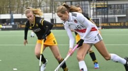 netherlands hoe werkt het nieuwe format in de play offs om de landstitel precies 646452889dd72 - Netherlands: Hoe werkt het nieuwe format in de play-offs om de landstitel precies? - De play-offs om de landstitel in de Tulp Hoofdklasse werden de afgelopen jaren traditioneel gespeeld in een best-of- three-systeem. Dit seizoen is er gekozen voor een ander format. De deelnemers spelen nu een uit- en thuiswedstrijd, zoals in het Europees voetbal.