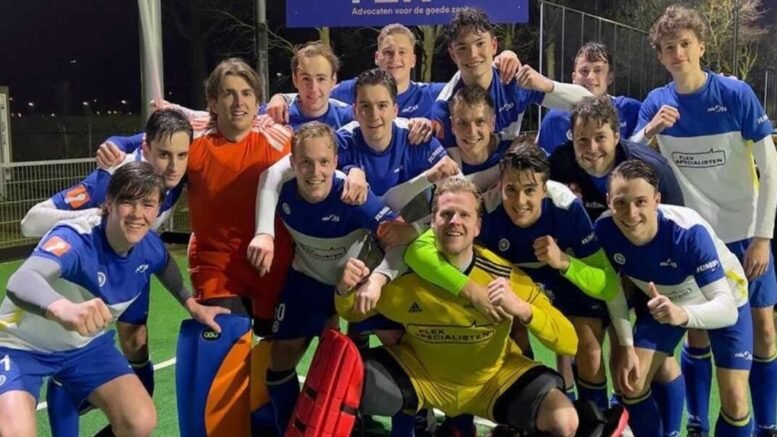 oss grew into a cupfighter the cup is very much alive in the group 64551adfa2bd5 - Oss grew into a cupfighter: 'The cup is very much alive in the group' - Cupfighter. It is a predicate that applies to the lords of Oss. The first-class team can qualify for the semi-finals of the Silver Cup for the fourth time in five years and for the third time in a row on Friday night. But then they have to win against Helmond, also playing in the First Division.