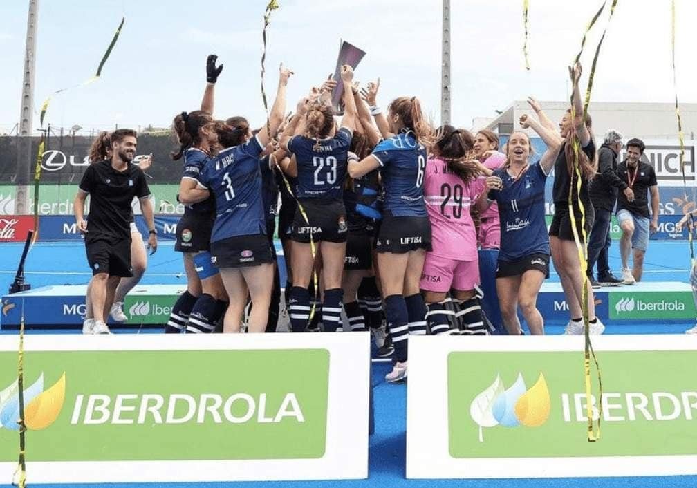 ehl junior win spanish womens title for first time 64876940bd339 - EHL: Junior win Spanish women’s title for first time - Junior FC won the Spanish women’s Iberdrola League for the first time as an amazing first quarter performance set them on course for a memorable 4-2 final win over Club de Campo de Madrid.