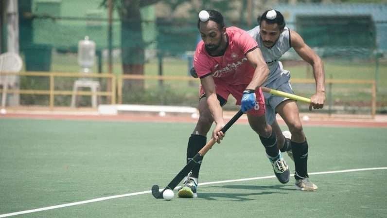 india yoga helps indian men and womens hockey teams manage stress 6492b2c71b626 - India: Yoga helps Indian Men and Women's Hockey Teams manage stress - ~The players observe International Yoga Day; urge people to develop a healthy lifestyle~