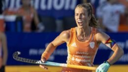 netherlands prijzenpakker de waard blij dat de pro league beker terug is 649a6df1109f8 - NETHERLANDS: PRIZE PACKER DE WAARD- 'HAPPY THAT THE PRO LEAGUE CUP IS BACK' - The Oranje Dames won the FIH Pro League on Monday evening . But there was a player on the field who won not one, but two prizes on the same evening. Xan de Waard (27) was named the best player of the Tulip Hoofdklasse Ladies in the warm-up of the game won against Germany. 