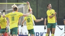 netherlands the orange back with both feet on the ground after a blow against the aussies 64837a314158c - Netherlands: The Orange back with both feet on the ground after a blow against the Aussies - Netherlands: