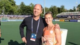 netherlands xan de waard verkozen tot beste speelster tulp hoofdklasse 6499d5af7e976 - NETHERLANDS: XAN DE WAARD VOTED BEST PLAYER TULIP HOOFDKLASSE - De Waard had a top year at SCHC. Not a game went by when the central midfielder went unnoticed. A box-to-box player, you would say in football terms. One who, as a vacuum cleaner, does the dirty work for its own defense, but also distributes and enables others to excel. Moreover, De Waard regularly steals the show through her own technical skills, with which she dances through the defense of the opponent. The ball on a string, a textbook example of 3D hockey. It earned her three goals and eight assists.