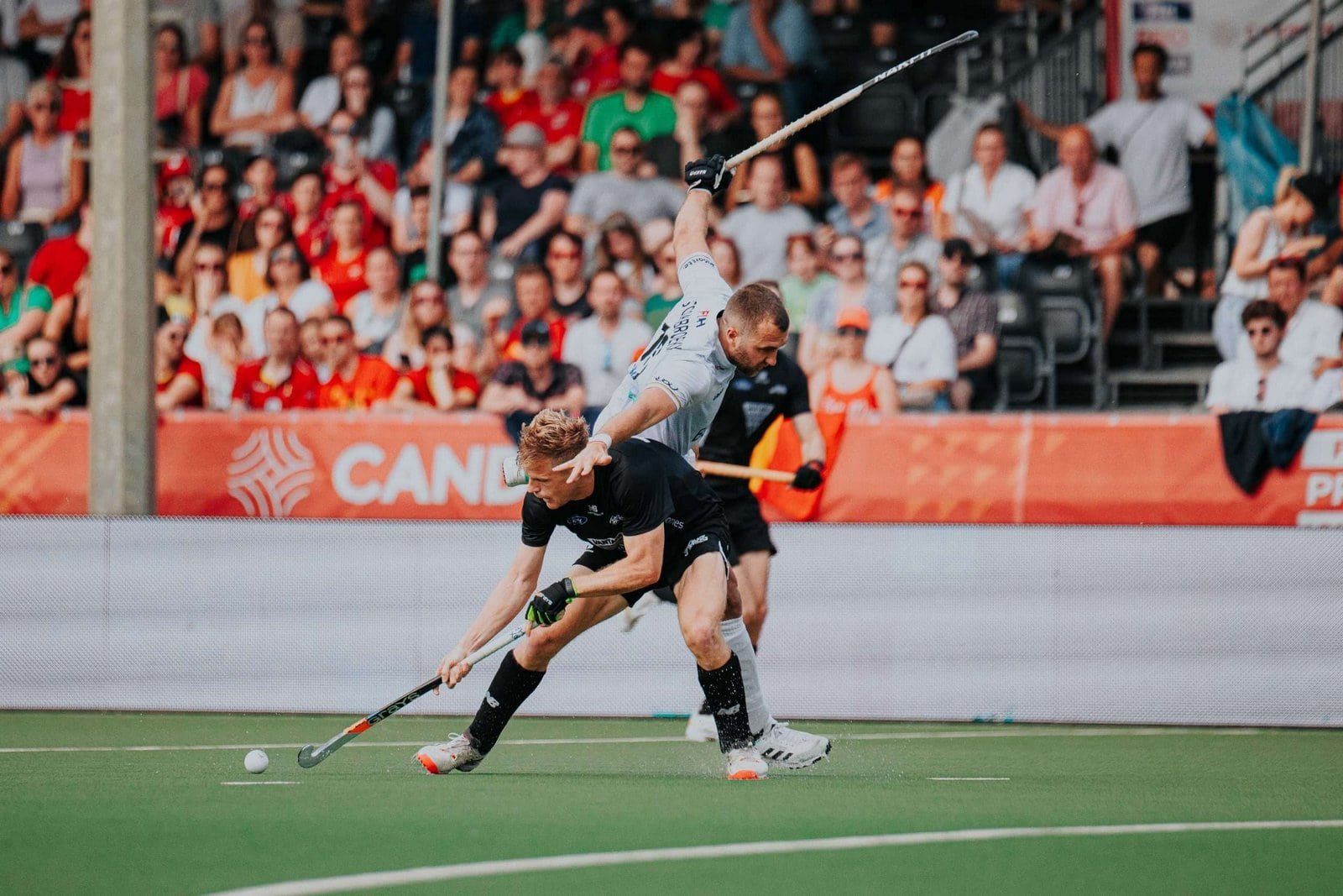 new zealand vantage black sticks struggle against belgium 64902c56a7024 - New Zealand: Vantage Black Sticks struggle against Belgium - It was a tough day for the Vantage Black Sticks teams as they both fell to Belgium in front of a sold out crowd in Antwerp.
