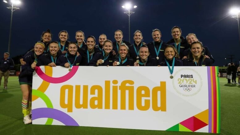 ahf australia seal olympic games paris 2024 qualification 64e24715356b4 - AHF: Australia seal Olympic Games Paris 2024 qualification! - Lausanne, Switzerland: The Australian men’s and women’s team came out on top against New Zealand at the 2023 Oceania Cup, sealing their qualification to the Olympic Games Paris 2024, where they join hosts France, becoming the first team to directly qualify for the Games as the continental champions of Oceania!