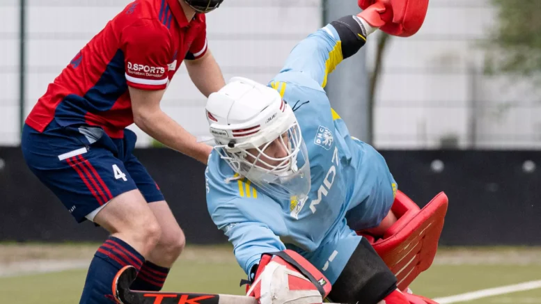 germany dusseldorfer hc muss ruckkehrplane wohl abhaken 65341455a46bd - GERMANY: DÜSSELDORFER HC PROBABLY HAS TO PUT ASIDE RETURN PLANS - The DHC lost 1:2 to league leaders Schwarz-Weiß Köln. After a goalless first half, U18 European champion Ferdinand Steinebach gave Cologne the lead (34'), and in the final phase Felix Elm made it 2-0 from a corner (53'), but that wasn't a decision as the guests immediately reduced the gap Nicolas Melgarejo (54th). But the DHC couldn't do more, remaining in eighth place with seven points, while league leaders Cologne already have 17 points.