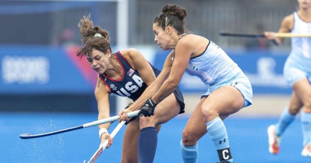 ncaa uswnt defeated by argentina in second pool match of pan american games 653f64a9bd33d - NCAA: USWNT Defeated by Argentina in Second Pool Match of Pan American Games - SANTIAGO, Chile – At a packed Centre Deportivo de Hockey Césped, the No. 16 U.S. Women’s National Team knew they were up against a tough opponent in No. 3 Argentina in their second pool game of the Pan American Games Santiago 2023. USA got on the board first but the Las Leonas responded with five unanswered for a final of 1-5.