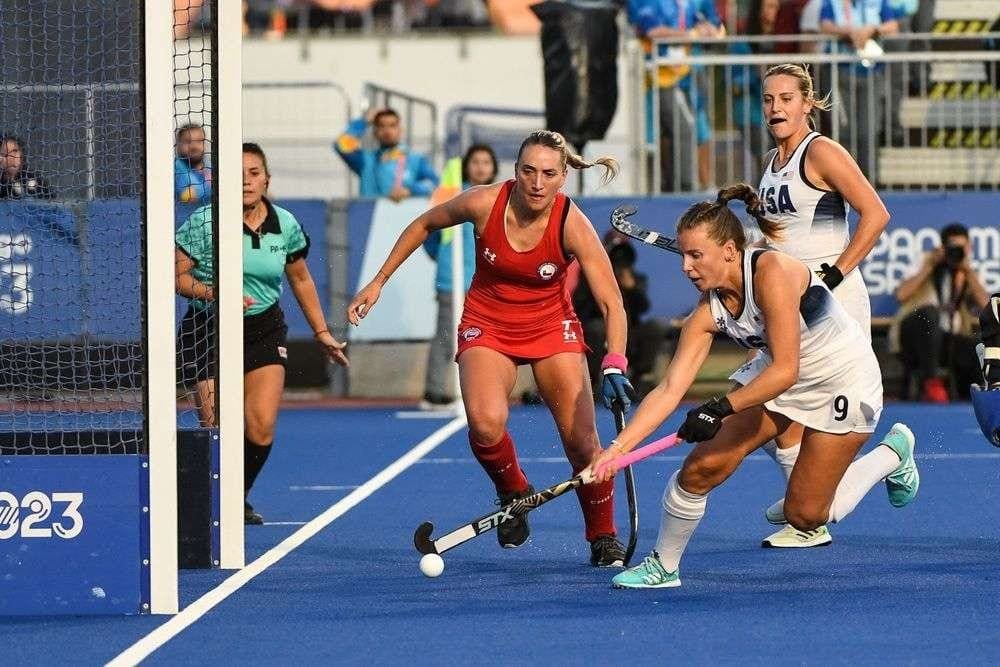 pahf usa women secure ticket to pan am finals after edging chile in late night shootout 654471028f661 - PAHF: USA women secure ticket to Pan Am finals after edging Chile in late night shootout - It was as tight a game as was expected between the No. 14-ranked Chile and No. 15-ranked United States of America who tied 1-1 in regular time, only to be divided by a shootout. The USA edged Chile 3-1 in the shootout but from the opening whistle came to play with a disciplined and structured game and their speed in attack was hard for Chile to manage. 