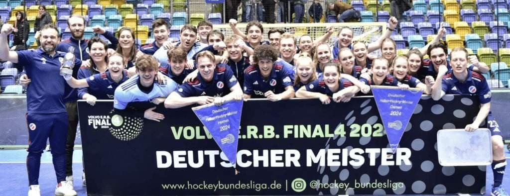 ehl mannheim do the german indoor double 65b7f3c23261b - EHL: Mannheim do the german indoor double - Mannheimer HC did the German indoor double with shoot-out successes against Düsseldorfer HC and TSV Mannheim on an enthralling finals day in Frankfurt.