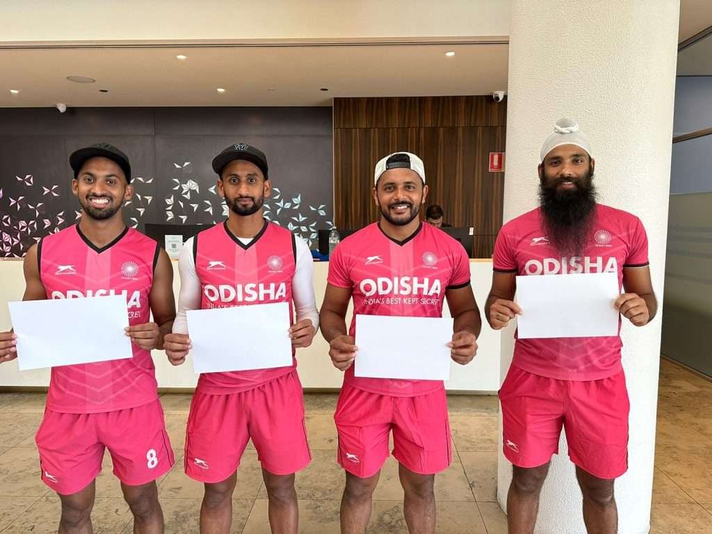 asia indian hockey captains call for global peace and harmony through the whitecard campaign 6611836d910da - Asia: Indian Hockey Captains call for global peace and harmony through the #WhiteCard campaign - ~ White Card is a symbol to promote worldwide peace efforts ~