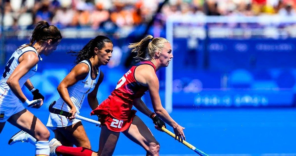 usa usa draws with spain in second match of paris 2024 66a8265078d56 - USA: USA Draws with Spain in Second Match of Paris 2024 - PARIS, France – In their second pool game of the Paris 2024 Olympic Games, the No. 13 U.S. Olympic Women’s Field Hockey Team met No. 6 Spain at the Yves-du-Manoir Stadium in Paris, France. USA tallied late in the first and Spain equalized in the second, but neither team could break the deadlock as it finished 1-1.