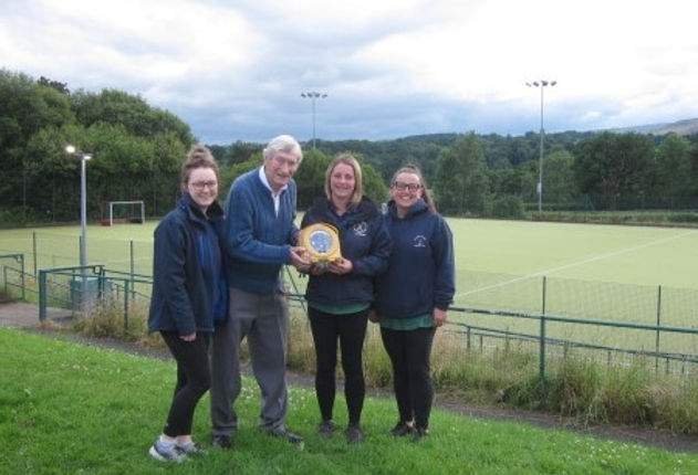 wales four hoci cymru clubs make a safety score with ralphh 66a385172f0ab - Wales: Four Hoci Cymru clubs make a safety score with RALPHH - The national charity RALPHH has made it possible for four Hoci Cymru clubs across Wales to have pitch-side availability of defibrillation equipment.