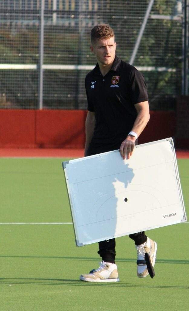 Bandurak Coach - England: Holcombe Release Nick Bandurak Statement - Holcombe Hockey Club confirm that, following the departure of Nick Bandurak in his playing capacity for the Men's 1XI, after a Committee meeting, careful consideration and much deliberation, the Club has further decided that Nick will be asked to leave his role as Head Coach of the Women's 1XI, effective immediately. 