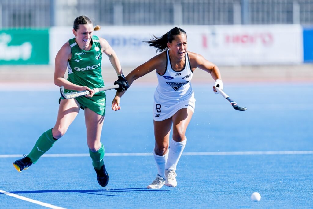 new zealand women unable to find equaliser against ireland 67be4cfe6d235 - New Zealand: WOMEN UNABLE TO FIND EQUALISER AGAINST IRELAND - The Vantage Black Sticks Women faced a tough challenge against Ireland in their second pool match at the FIH Hockey Women’s Nations Cup in Chile, Santiago, coming up just short 0-1.