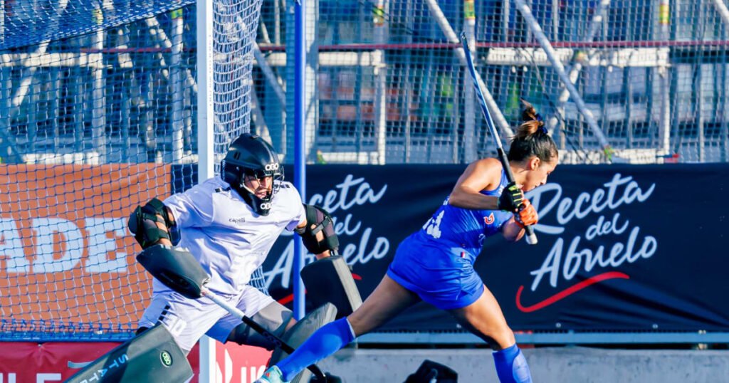 usa uswnt fall to hosts at fih hockey nations cup 67c247407a4a5 - USA: USWNT Fall to Hosts at FIH Hockey Nations Cup - SANTIAGO, Chile – In front of a large home crowd, the No. 13 U.S. Women’s National Team and No. 14 Chile faced off in their final pool game of the 2025 FIH Hockey Nations Cup. In what started as an even contest, the hosts tallied on three penalty corners while USA failed to convert on their many opportunities as they fell 1-3.
