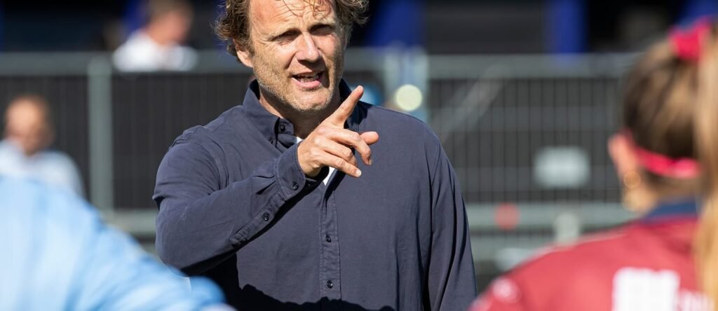 Hoofdklasse: Jorge Nolte succeeds Jordy van der Waart at Rotterdam 10 hoofdklasse jorge nolte succeeds jordy van der waart at rotterdam 680bc678bcbe5 - Hoofdklasse: Jorge Nolte succeeds Jordy van der Waart at Rotterdam - Jordy van der Waart will quit as coach of the Rotterdam women's team after this season. He will be succeeded by Jorge Nolte, who is currently head coach of Leiden and national coach of Switzerland.