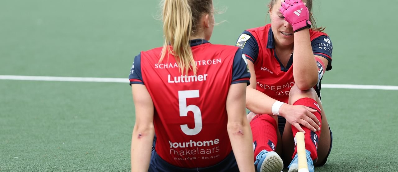 Hoofdklasse: Huizen relegated, play-offs A'dam, Oranje-Rood safe 1 WV2 R6640