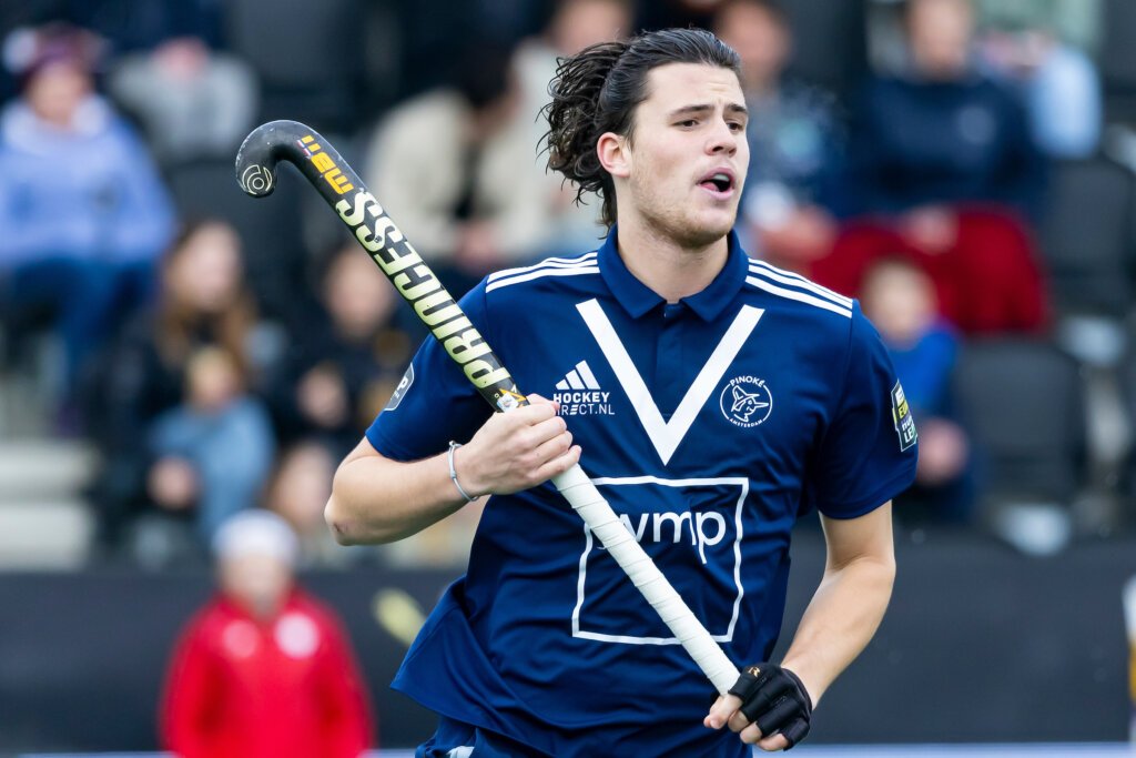 Netherlands: 7 netherlands 6821ce696bf78 - Netherlands: - During the final round of regular competition in the Tulp Hoofdklasse Heren, Jeroen Hertzberger scored his very last goal for Rotterdam, while Den Bosch defender Timo Boers took the top scorer's title. Furthermore, striker Miles Bukkens sharpened a club record at Pinoké with his 27th goal this season.