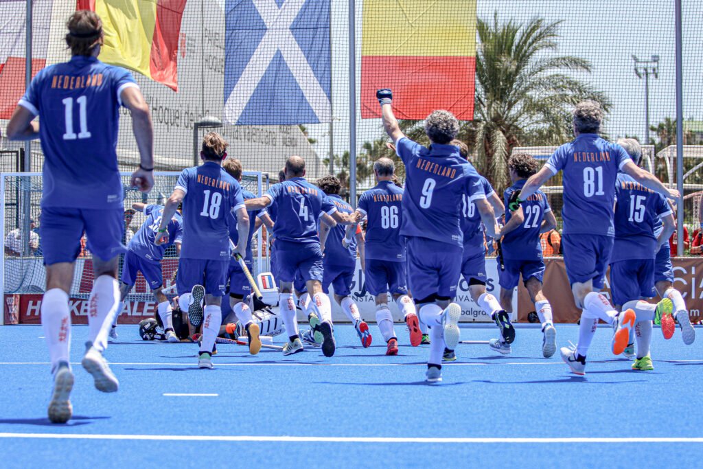 EUROS: The Curtain Falls on the Masters T2 Championships 4 BT9A9846 - EUROS: The Curtain Falls on the Masters T2 Championships - Valencia sizzled as Masters +45 and +50 finals delivered edge-of-your-seat drama! 🏑
– England fought back to beat Ireland 2–1 in the +45.
– Ireland edged Germany 1–0 in the +45 women’s.
– Netherlands held their nerve to win both +50 finals.
Read more on @HWN_official 👇 #MastersHockey #VH2025