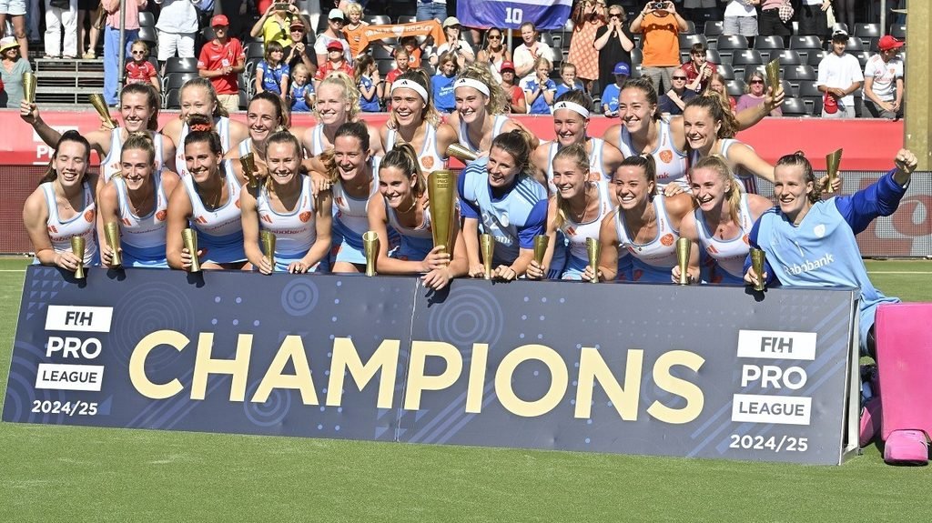 FIH Pro-League: Dutch women cap off stellar season with shootout win as Spanish men clinch World Cup spot 2 fih pro league dutch women cap off stellar season with shootout win as spanish men clinch world cup spot 68619ca40be5c - FIH Pro-League: Dutch women cap off stellar season with shootout win as Spanish men clinch World Cup spot - The Netherlands women lifted the FIH Hockey Pro League trophy for a fifth time after sealing a superb campaign with a shootout win over Belgium in Antwerp on Sunday.
