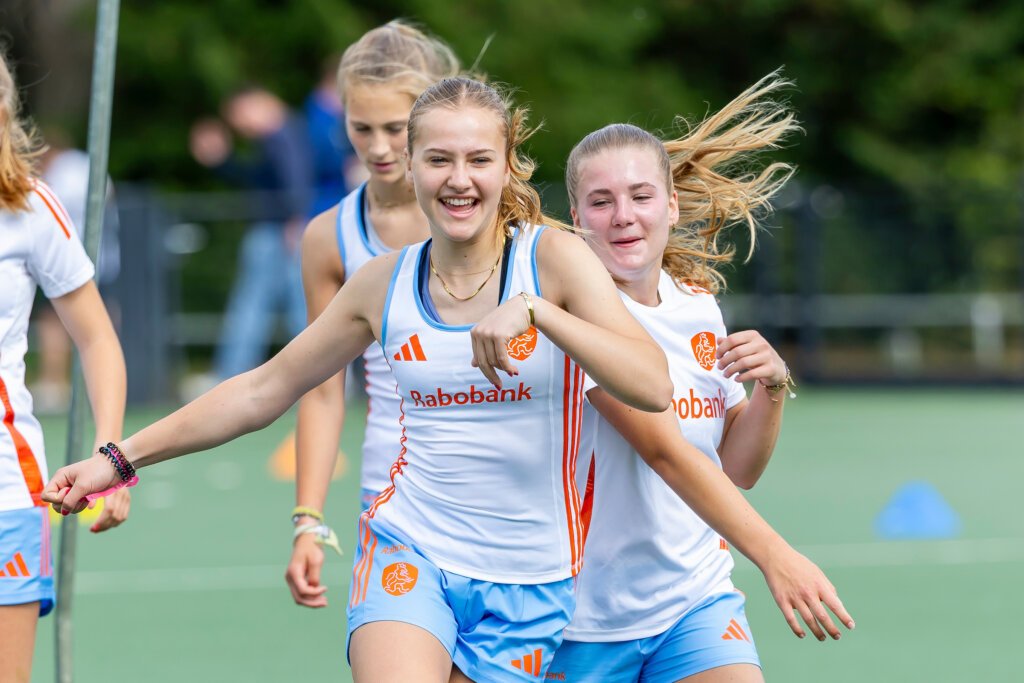 Netherlands: Rosa (17) suddenly plays an EC and will soon leave for Harvard 16 netherlands rosa 17 suddenly plays an ec and will soon leave for harvard 686f96ea7fdf1 - Netherlands: Rosa (17) suddenly plays an EC and will soon leave for Harvard - by Hockey.nl