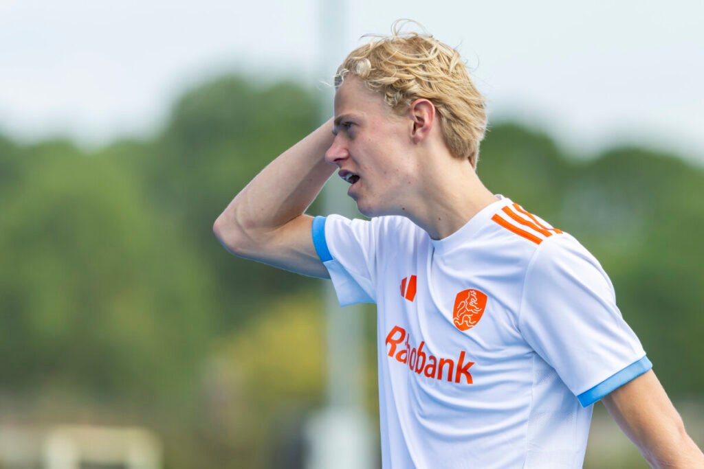 Netherlands: 14 netherlands 6870e86cd784a - Netherlands: - He shone in almost every final he played with Schaerweijde, but was never selected for a youth international. So the focus of Jurre Bunte (18) shifted to the future: medicine in Groningen, field hockey at GCHC. Until the surprise came. At the last minute he was allowed to go to the European U18 Championship.