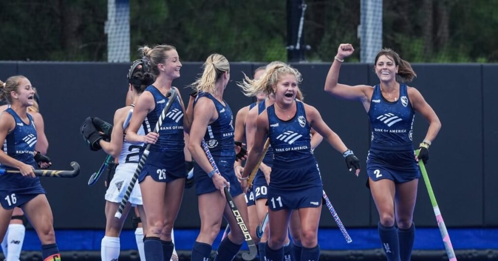 usa uswnt sweeps weekend series with new zealand 686b07639acd6 - USA: USWNT Sweeps Weekend Series with New Zealand - The Black Sticks continued to win penalty corners, with five more in the remainder of the second quarter, but were unable to convert—including when Josie Hollamon made a goal line defensive save. Just before the halftime whistle, Sanne Caarls earned a penalty corner for USA, but the flick from Caroline Ramsey was saved by New Zealand’s goalkeeper.