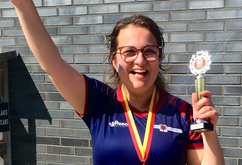 Netherlands: 10 netherlands 688e924d54919 - Netherlands: - "I had quite a bit of trouble putting the periods and commas in the right place," 22-year-old Loïs de Bont from Castricum admits honestly. Because of her autism, she sometimes got stuck on the grammar rules, but she didn't let herself get off track. Her perseverance resulted in the book Hockeyafscheid van Heren één, about the Overbos flagship.