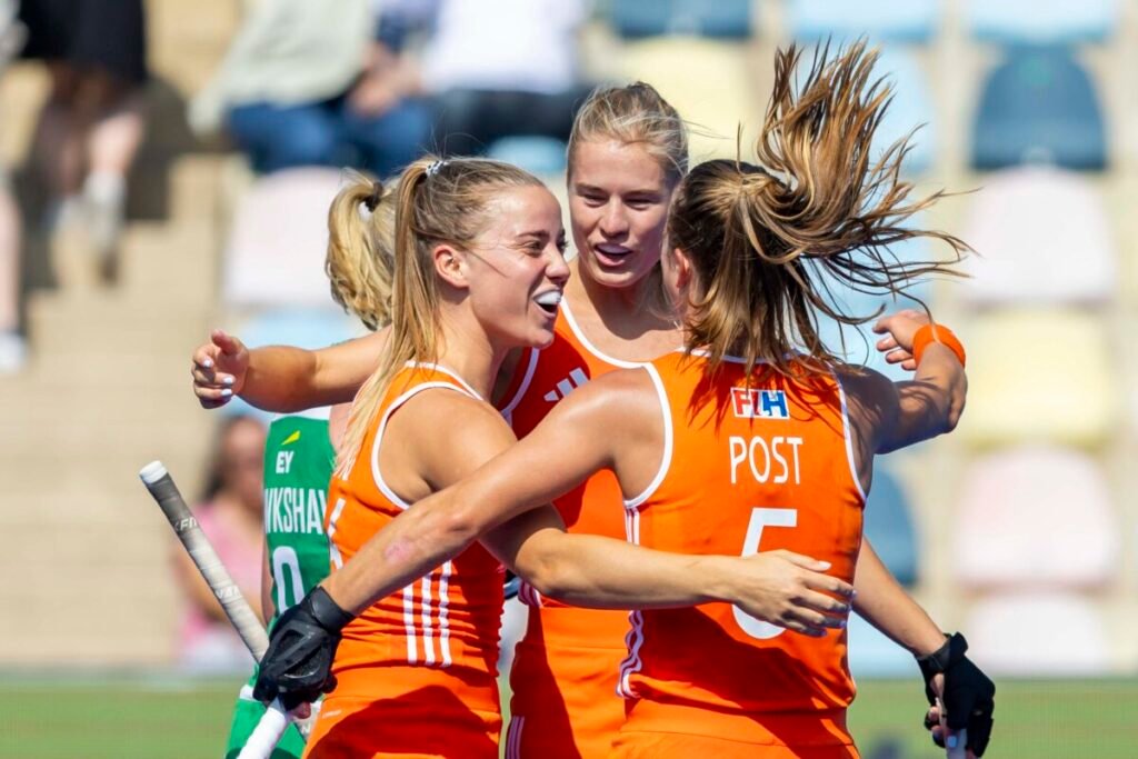 Netherlands: 9 netherlands 6897ccaea7bb4 - Netherlands: - The Orange Ladies and Orange Men won their first European Championship match. Jeroen Delmee's men did so by beating national coach Max Caldas' Spain 3-0, while the ladies won 2-0 over Ireland. Watch the summaries of the two duels here.