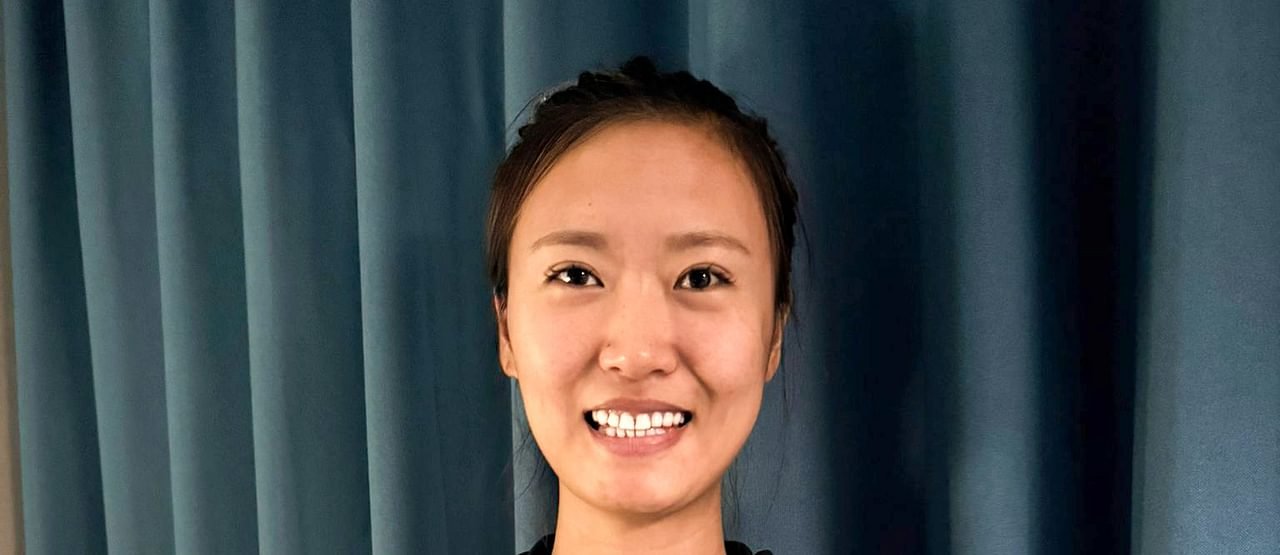 Hoofdklasse: Amsterdam sign Chinese international player Li Hong 1 Li Hong portret