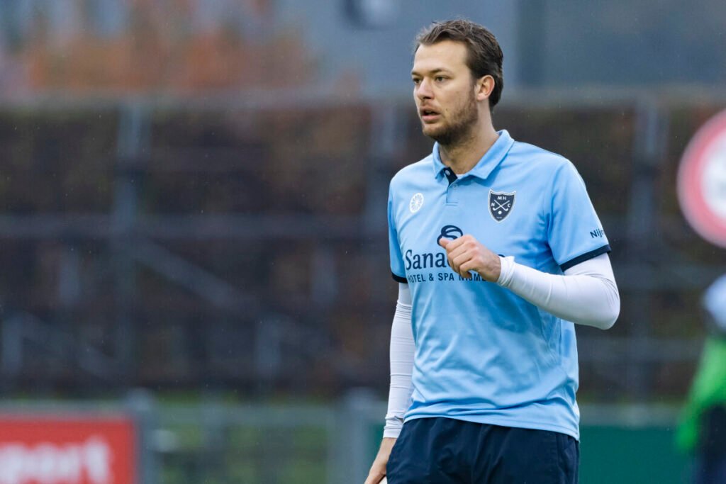 Netherlands: 20 netherlands 68c153eb0d00d - Netherlands: - Nijmegen player Tijn Stuve can call himself the first top scorer of the new season in the Promotion Class Men. The 28-year-old striker scored four goals in the derby with Ede, which Nijmegen won 9-0. Nineteen goals were scored during the first day of play in the Promotion Class Ladies, but no player scored more than once.