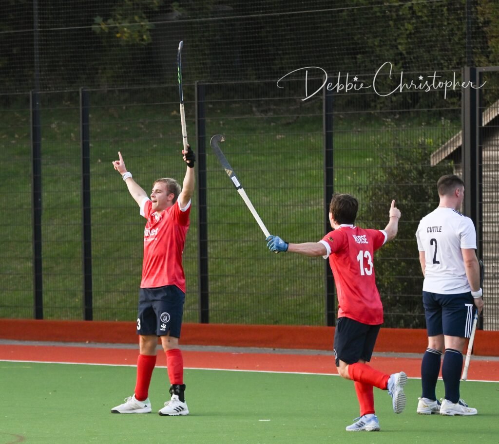 England: EHL Premier Division Review | Week Five 1 england ehl premier division review week five 68f6420482bf5 - England: EHL Premier Division Review | Week Five - Hampstead & Westminster’s 100% start to the season was ended at Loughborough Students where they were held to a 2-2 draw. Loughborough had taken a first quarter lead through Olivia Breed but Hampstead fought back to 2-1 up with goals from Holly Hunt and Sophia Martin only for Amy Cradden to equalise in the last minute for Loughborough. Surbiton who are also unbeaten, won 3-1 at Bowdon take over at the top on goal difference. Erica Sanders, Darcy Bourne and Georgie Gardens, put them 3-0 up in Cheshire before Lucy Smith grabbed a late consolation for the home team, Bowdon’s seventh different scorer of their seven goals to date.