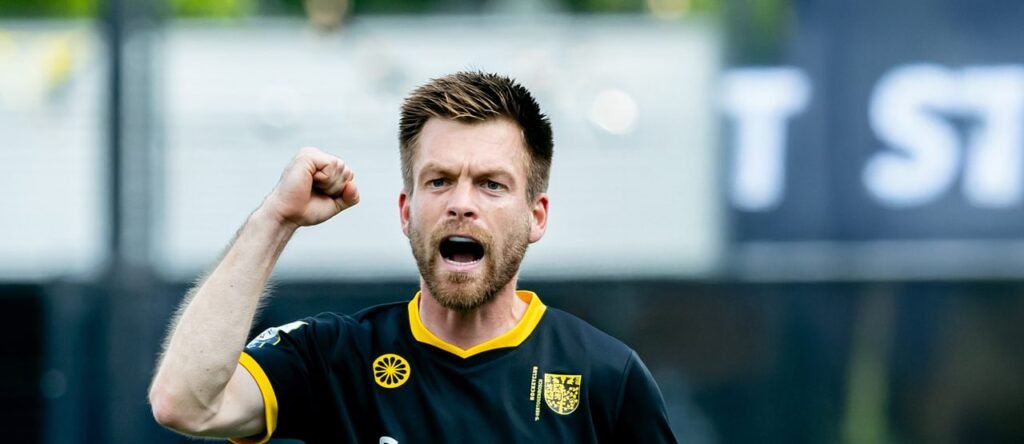 Hoofdklasse: Rewatch: epic win Oranje-Rood, worldclass goal Brinkman 10 hoofdklasse rewatch epic win oranje rood worldclass goal brinkman 68f5d131b48b0 - Hoofdklasse: Rewatch: epic win Oranje-Rood, worldclass goal Brinkman - The six matches of the seventh match round in the Tulp Hoofdklasse Men produced as many as 43 goals. Oranje-Rood won for the first time in Bloemendaal and the Pinoké-Laren game accounted for 11 goals. Watch the footage here.